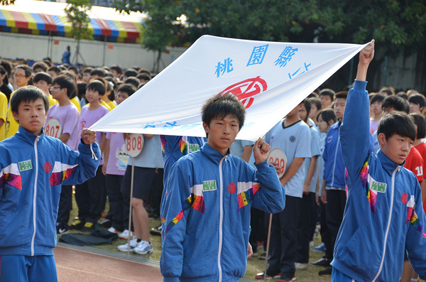 點選作品以查看原圖