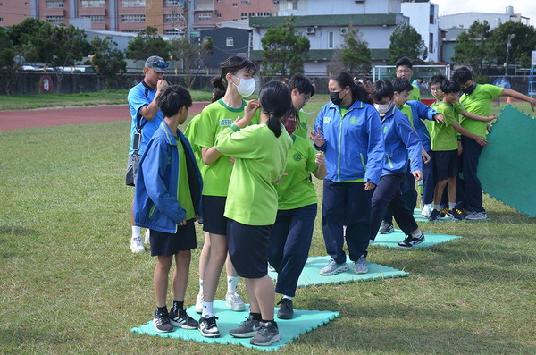 點選作品以查看原圖