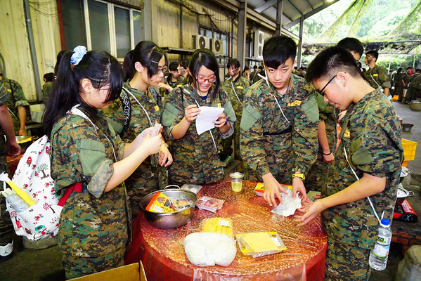 點選作品以查看原圖