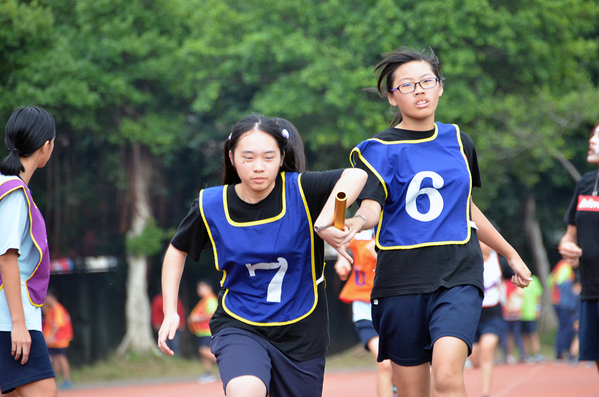 點選作品以查看原圖
