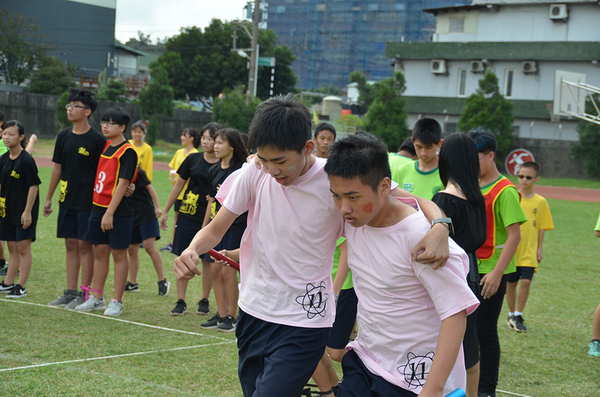 點選作品以查看原圖